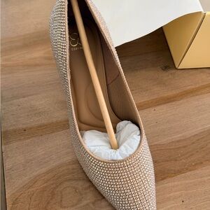 Cosy Island Elegant Rhinestone Embellished Women's Shoes- size 7- BRAND NEW